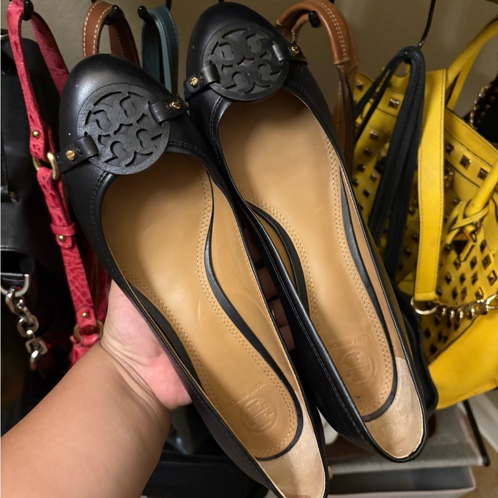 Tory Burch Black Leather Heeled Flats